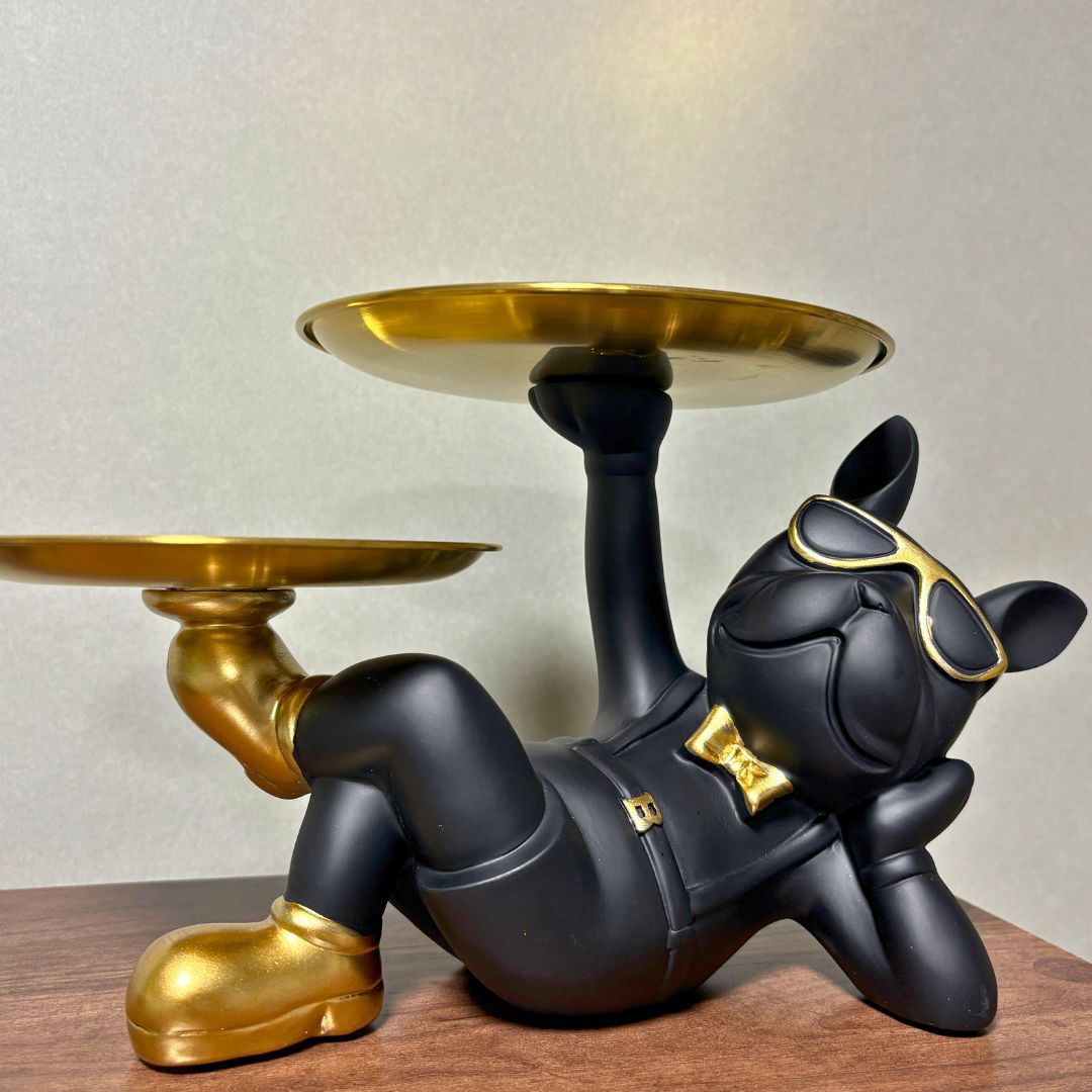 エレガントな黒と金のラッキードッグフィギュア（ブラック・フレンチブル）